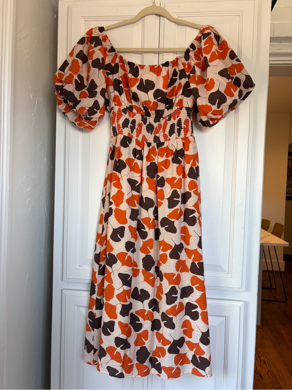 Lush Orange & Brown Floral Puff-Sleeve Midi Dress in Size Small.
